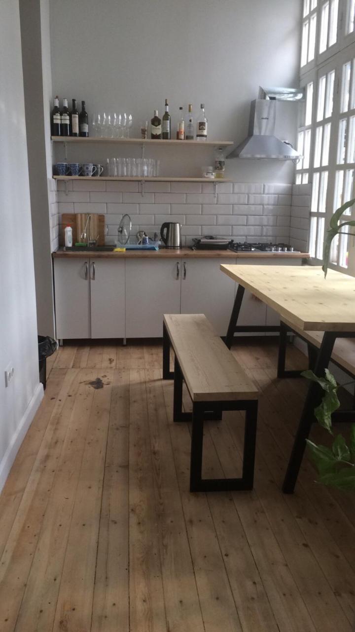 Woodmood Hostel Tbilisi Esterno foto